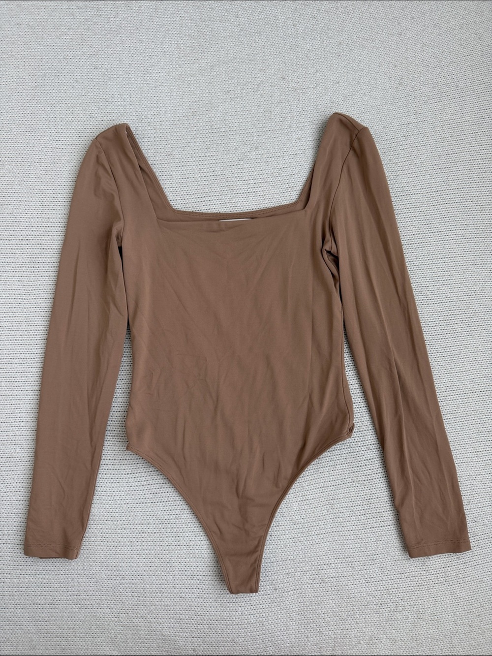 Aritzia Babaton Original Contour Headway Squareneck Bodysuit Tan Size Medium